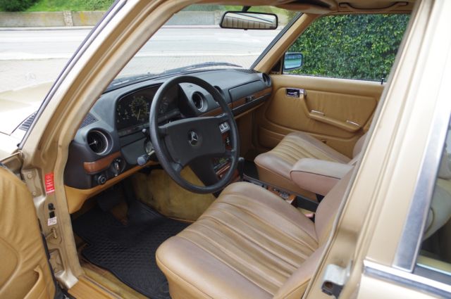 1985 mercedes-benz 300d turbo diesel, low original miles and paint, new tires