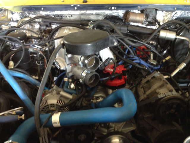 custom 1993 ford bronco convertable 124k miles