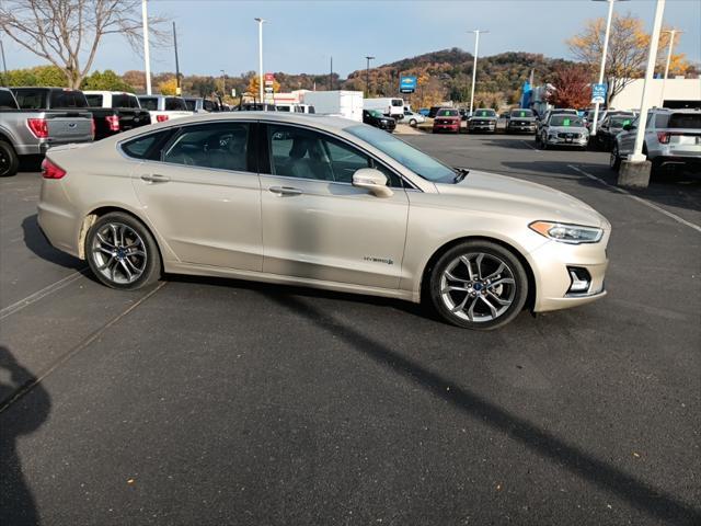 2019 ford fusion hybrid titanium