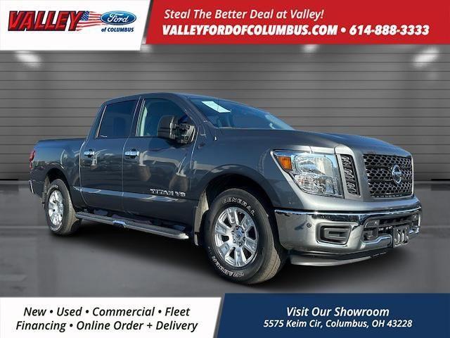 2019 nissan titan sv