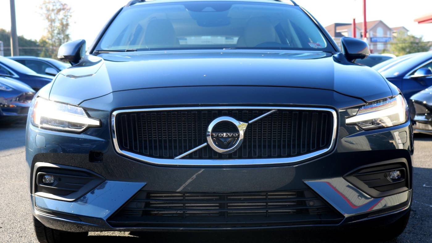 2020 volvo v60 t5 momentum