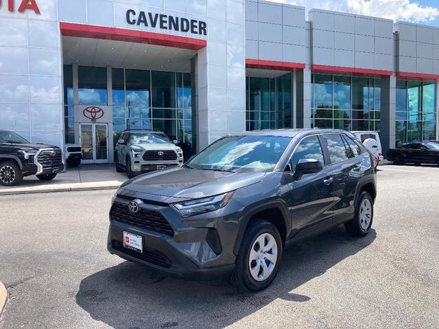 2024 toyota rav4 le