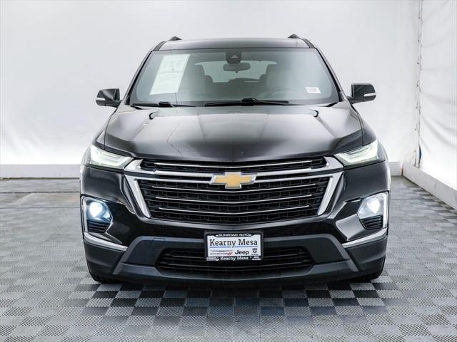2022 chevrolet traverse lt leather