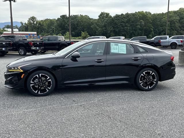 2022 kia k5 gt-line