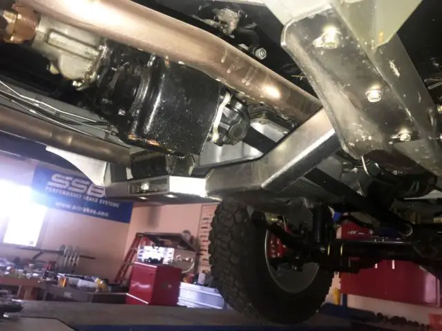1982 jeep cj-7 completely restored with all new oe tub. sema show vehicle