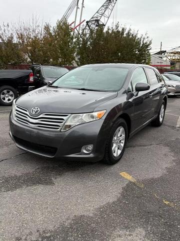 2010 toyota venza base