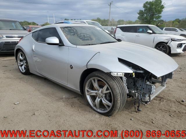 2011 nissan 370z base