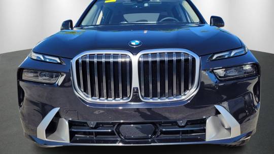 2025 BMW X7