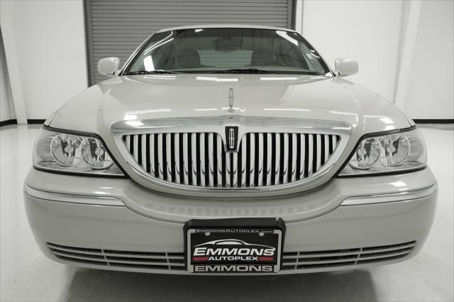 2007 lincoln town car signature
