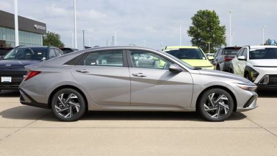 2024 Hyundai Elantra