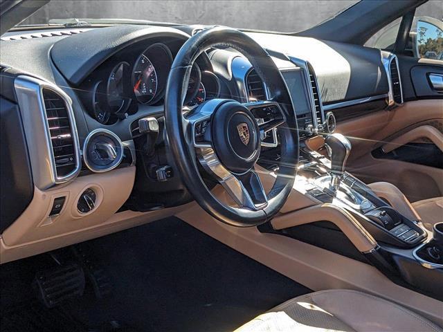 2018 porsche cayenne base