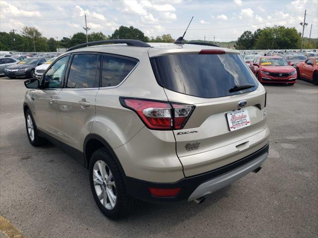 2018 ford escape se