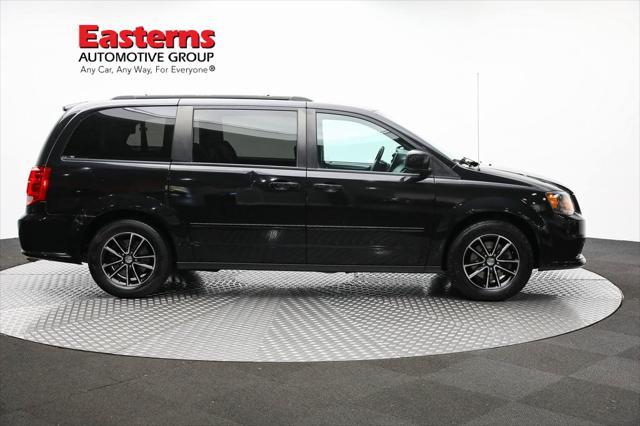 2017 dodge grand caravan gt