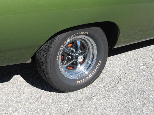 1969 plymouth roadrunner 383 4-speed