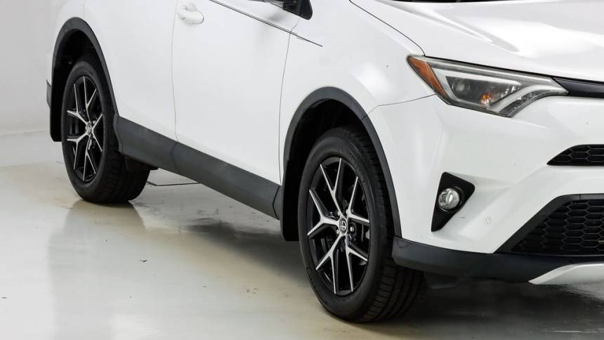 2016 toyota rav4 se