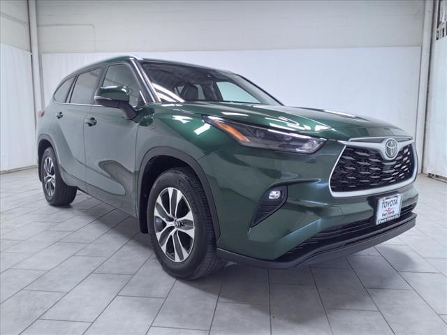 2023 toyota highlander xle