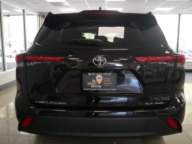 2021 toyota highlander xle