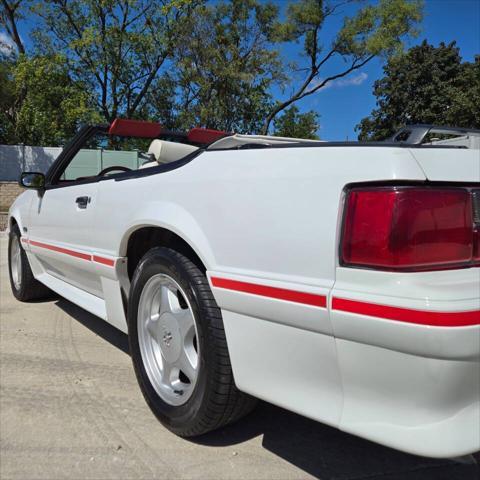 1992 ford mustang gt