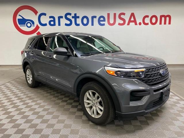 2021 ford explorer base