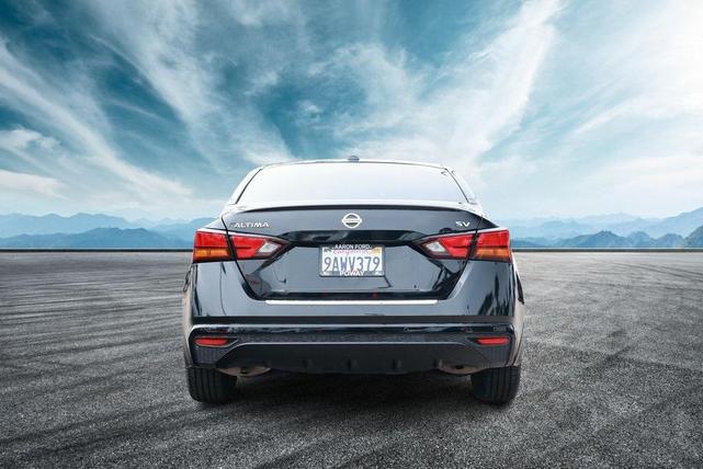 2022 nissan altima 2.5 sv