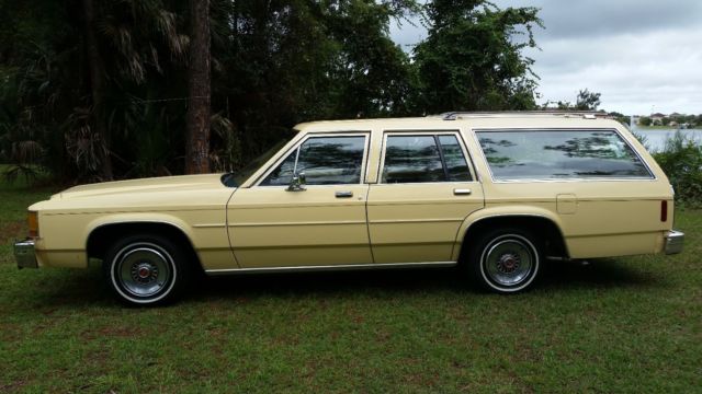 1981 ford ltd station wagon