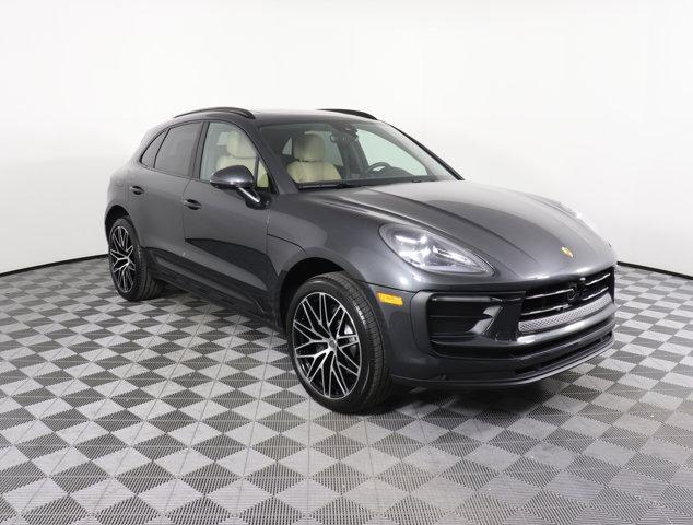 2024 porsche macan base