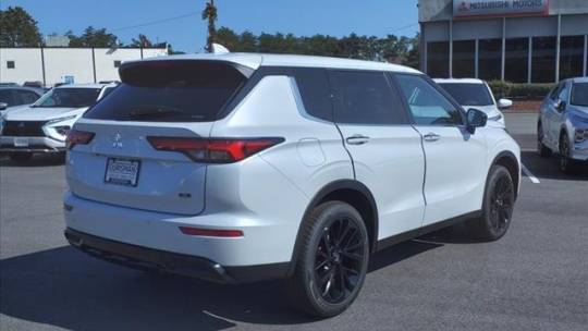 2024 Mitsubishi Outlander