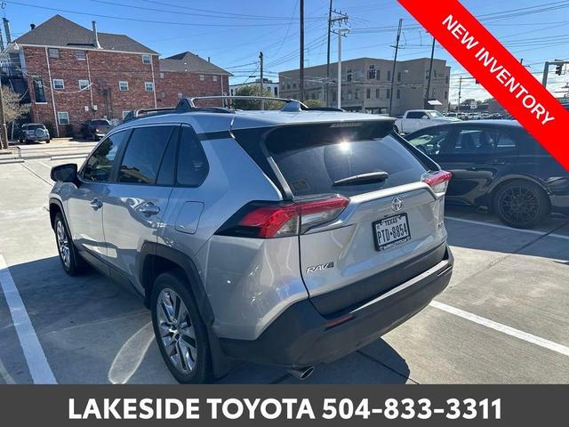 2021 toyota rav4 xle premium