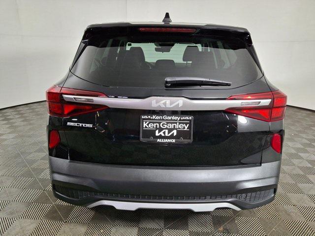 2022 kia seltos lx