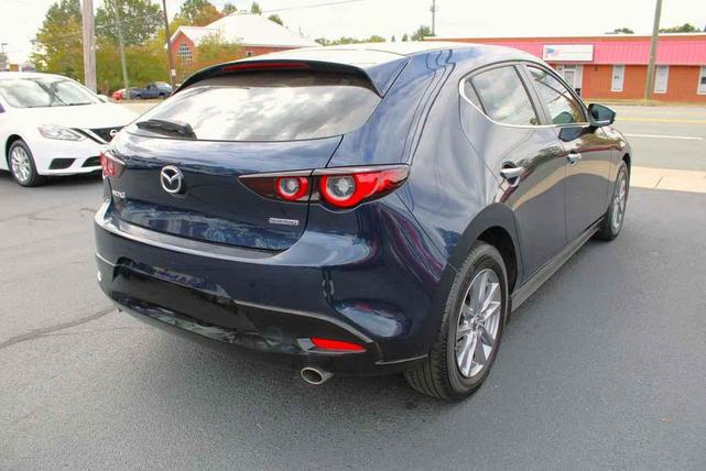2022 mazda mazda3 2.5s fwd