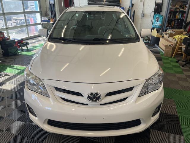 2011 toyota corolla le