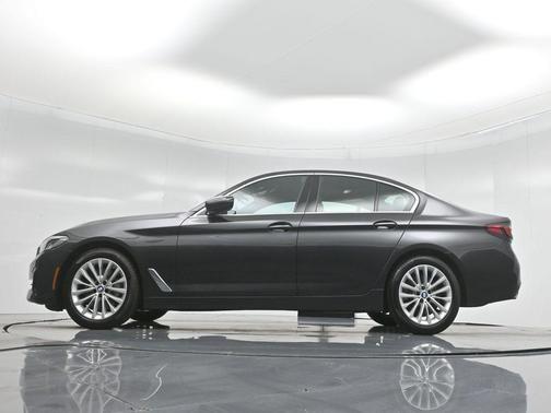 2023 bmw 530