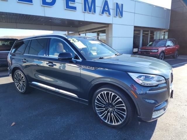 2023 lincoln aviator black label awd