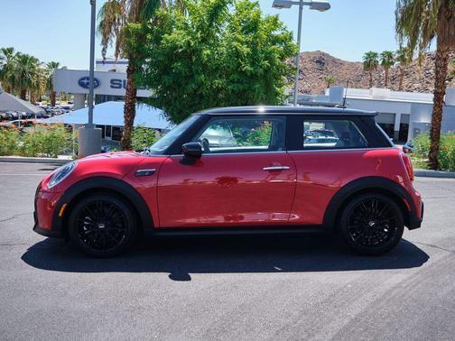 2022 mini hardtop in co bluffs, iowa