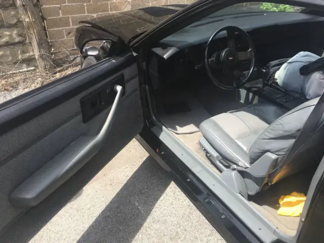 1988 chevrolet camaro iroc-z 5.7 no reserve aution private seller