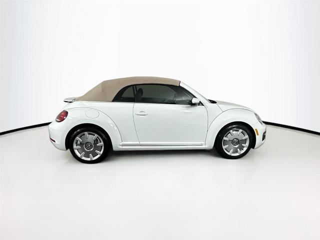 2019 volkswagen beetle 2.0t se