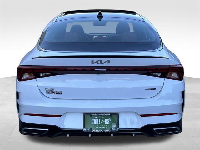 2022 kia k5 gt-line
