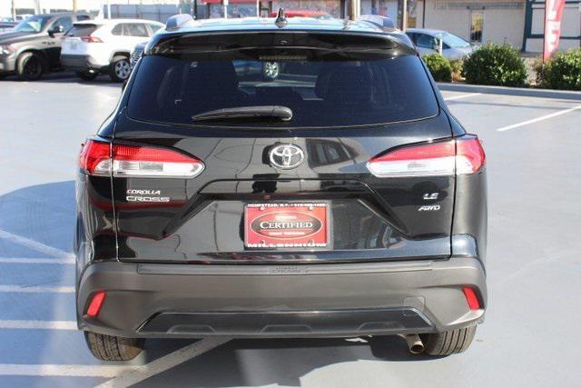 2023 toyota corolla cross le