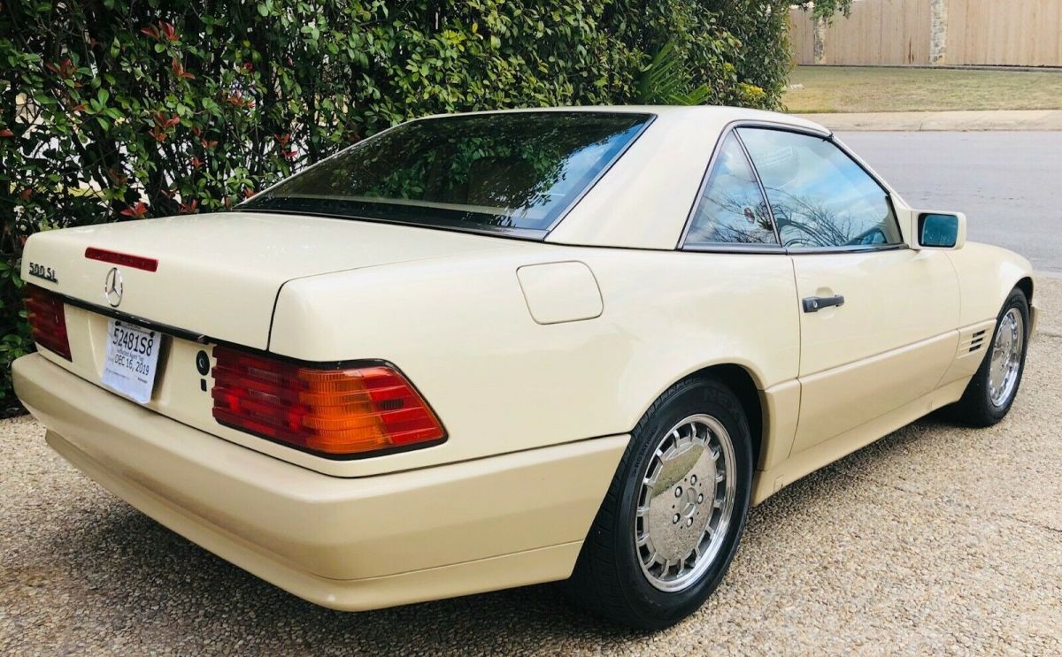 54000 miles one owner! clean carfax serviced and immaculate condition must see