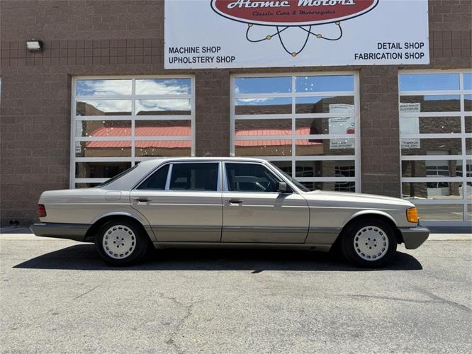 1988 mercedes-benz 560 in henderson, nevada