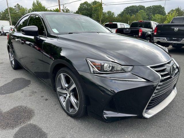 2018 lexus is 300 base