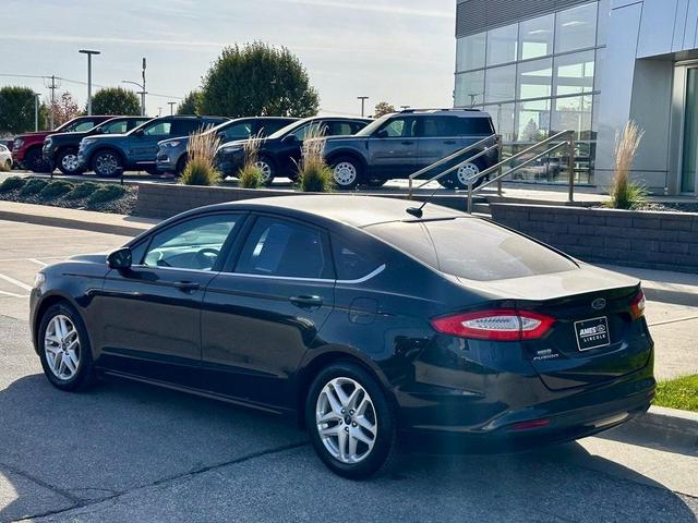 2014 ford fusion se