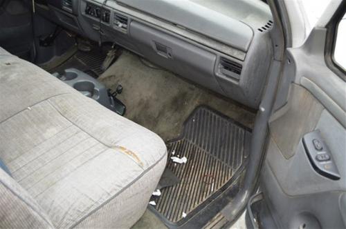 1993 ford f-150 xlt reg. cab in kentucky