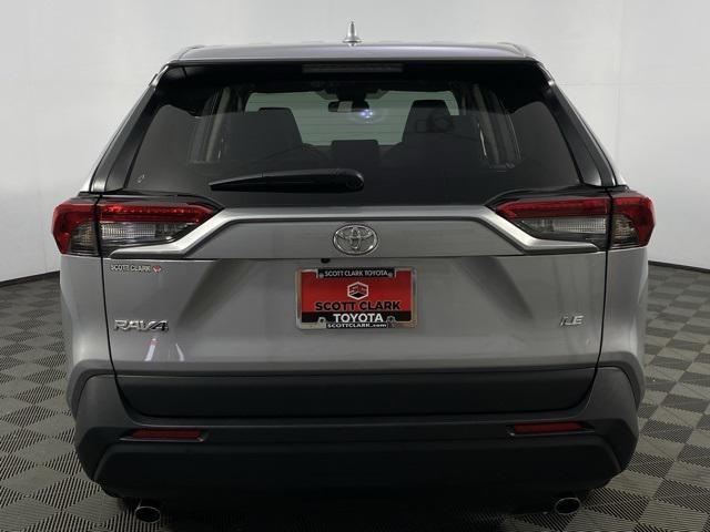 2024 toyota rav4 le