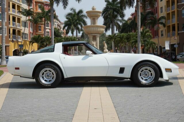 1981 chevrolet corvette t-top, c3, c4, c2, camaro, chevelle, iroc, trans am