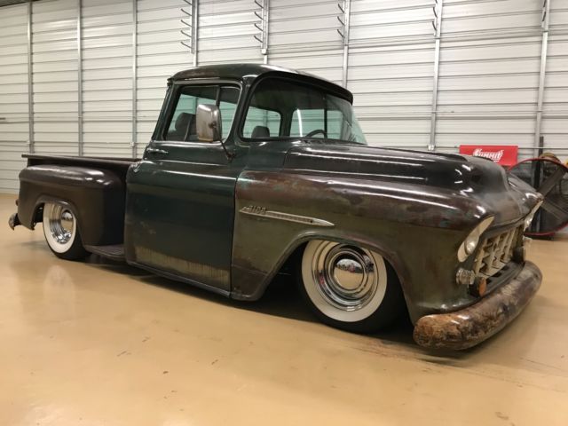 1955 chevy apache, patina step side 5.7 motor and 700r trans, no reserve auction