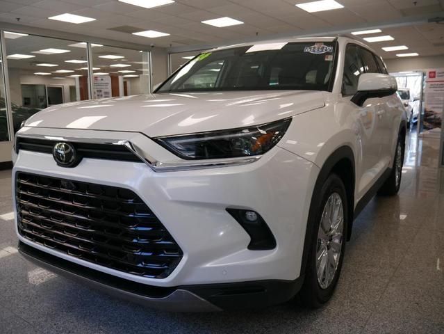 2024 toyota grand highlander