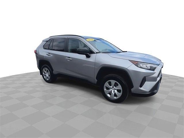 2021 toyota rav4 le
