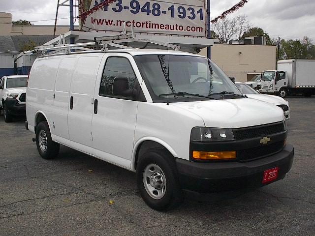 2019 chevrolet express 3500 work van