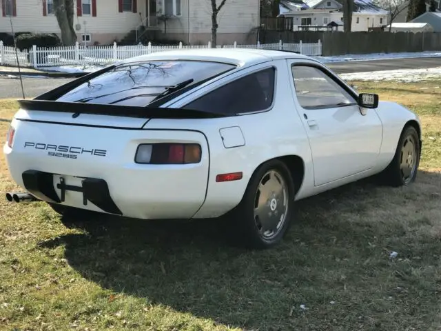 1982 porshe 928 s (excellent condition) no reserve
